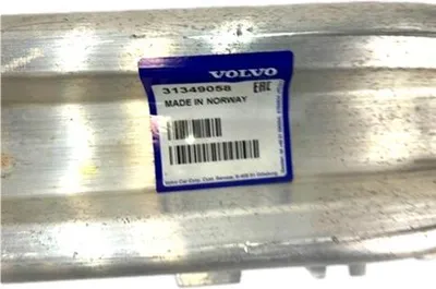 Immagine prodotto di VOLVO S60 II S60CC V60 V60CC Rinforzo paraurti anteriore OE
