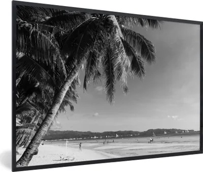 Produktbild von MuchoWow® MuchoWow® Gerahmtes Poster Palmen am Strand von Boracay - schwarz und weiß 30x20 cm - Poster mit zchwarzem Bilderrahmen - Kunstdruck - Bild-Poster