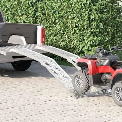 Productafbeelding van Set van 2 oprijplanken voor motorfietsen, inklapbare aluminium laadplanken, draagvermogen van 340 kg per plank, lengte 222 cm, antislip oppervlak voor motorfietsen en aanhangwagens