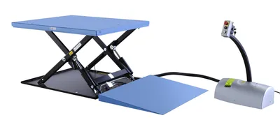 Produktbild von HanseLifter Hubtisch HTF-G 380V mit Auffahrrampe Hubhöhe 840mm Tragkraft 1000kg