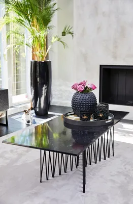 Produktbild von Venture Home Tisch Stone Schwarz