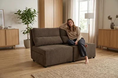 Produktbild von Schlafsofa KIMO 2 Apollo – mit Schlaffunktion, Cord in Braun, Family Meble, KI-generiertes Bild