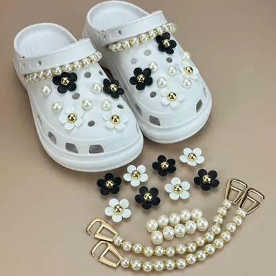 Produktbild von 20 Stk. Schuh Pins / Charms für Crocs – Sandalen Deko & Jibbitz Accessoires Set, Geschenke für Frauen, Mädchen & Kinder