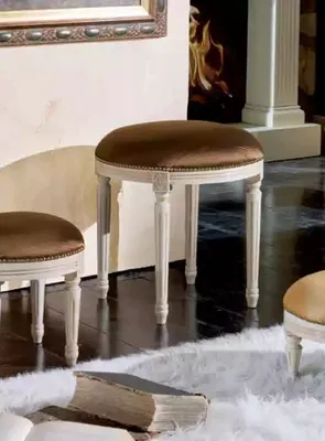 Produktbild von Design Hocker Polster Stoff Textil Sitzmöbel Braun Polsterhocker