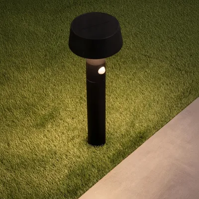 Productafbeelding van Solar tuinlamp Chiaro 50cm, AI-gegenereerde afbeelding
