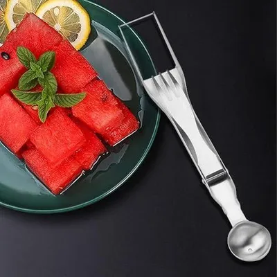 Produktbild von Wassermelonenschneider aus Edelstahl mit Gabel | Mehrzweckmesser für die Zubereitung von Mahlzeiten, Salaten und Picknicks