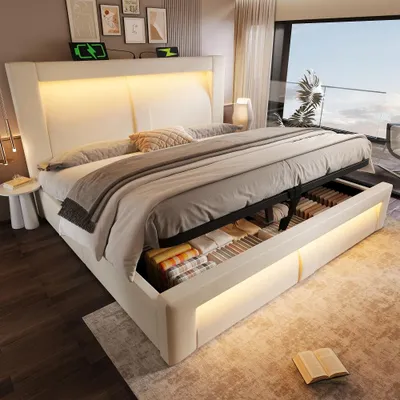 Immagine prodotto di Letto imbottito 140x200 cm con spazio contenitore, illuminazione LED e porte USB/Type-C, rivestito in velluto color beige, con struttura idraulica e testiera sagomata