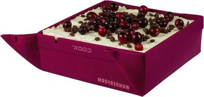 Image de Moule en silicone rouge foncé pour la cuisson au four, avec couvercle rabattable et conception peu encombrante
