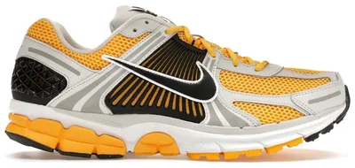 Produktbild von Nike Zoom Vomero 5 Photon Dust Laser Orange - EU 44