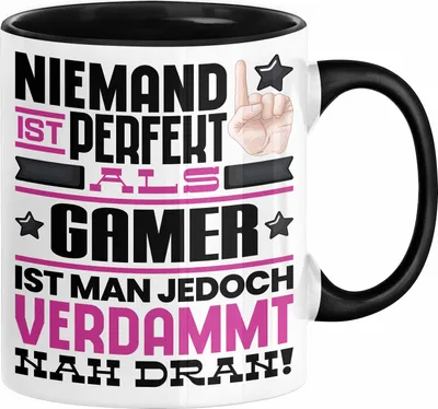 Produktbild von Gamer Geschenk Tasse Lustige Geschenkidee für Gamer Geburtstag Kaffee-Becher Niemand Ist Perfekt Aber Als Gamer Ist Man Nah Dran (Schwarz)