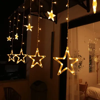 LED-Sterne-Lichtvorhang, 12 Sterne, 138 LEDs, 8 Modi, warmweiß