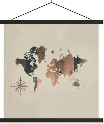 Produktbild von MuchoWow® Textilposter Weltkarte - Holz - Kompass 120x120 cm mit schwarzem Rahmen - Aufhängungsset