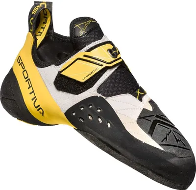 Kletterschuh "Solution" von La Sportiva in Gelb und Schwarz mit Klettverschluss und Gummisohle.