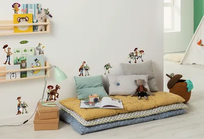 Produktbild von Komar Wandtattoo - Disney and Pixar Toy Story Buddies - Größe 50 x 70 cm
