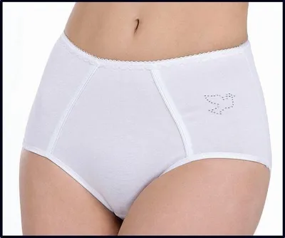 Produktbild von TOKER COLLECTION®Damen Hüftslip "Sabrina" mit Glitzerapplikation 3er Pack(Packung, 3er Pack) Kontrastnähte im Vorderteil, Farbe weiß, Größe 44/46