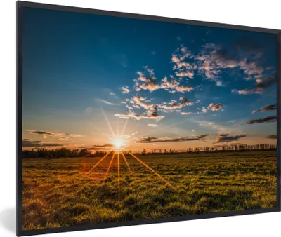 Produktbild von MuchoWow® Gerahmtes Poster Sonnenuntergang - Natur - Wolken - Gras 90x60 cm - Poster mit Schwarzem Bilderrahmen Wandposter Rahmen Foto Bilder - Fotorahmen - Foto-Plakat