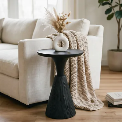 Produktbild von BHIMA Beistelltisch aus massivem Mangoholz, 40 cm, Schwarz - Design Beistelltisch, runder Couchtisch, Wohnzimmertisch klein, Ablagetisch modern, skulpturaler Beistelltisch.