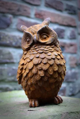 Produktbild von Gartenfigur Uhu aus Edelrost, 17 cm hoch, 1,3 kg, hohl, im Landhausstil