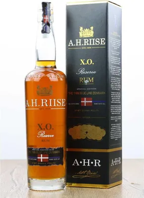 Image de A.H. Riise X.O. Reserve Rum THE THIN BLUE LINE DENMARK 40% Vol. 0,7l en boîte cadeau