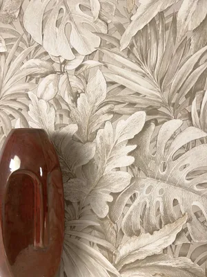 Produktbild von NEWROOM Tapete Beige Vliestapete Dschungel - Dschungeltapete Tropisch Weiß  Blätter Monstera Blätter Floral Urwald