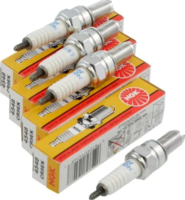 Produktbild von 4x Original NGK CR9EK 4548 Zündkerzen für Triumph Kawasaki Yamaha Suzuki Bimota