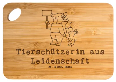 Produktbild von Mr. & Mrs. Panda Holzbrett Tierschützerin Leidenschaft - Transparent - Geschenk, vesperbrett, holzschneidebrett, Schneidebrett, Frühstücksbrett, Brett