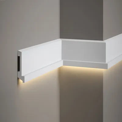 Produktbild von PROVISTON | Sockelleiste | 27 x 110 x 2000 mm | Weiß | Fußleiste | Mit Kabelkanal | Modern | Hochwertig | Robust | Langlebig | 1 Stück
