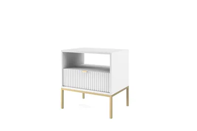Produktbild von Nachttisch NOVUM Weiß mit goldfarbenem Gestell 54 × 56 × 39 cm – Moderne Nachtkonsole mit Schiebetür und offenem Fach
