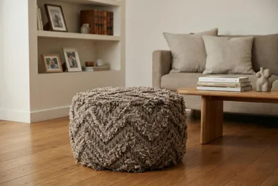 Produktbild von Boho L Sitzpouf Braun – Moderner Hocker, Leichte Konstruktion & Stilvolles Design
