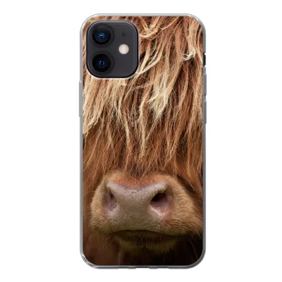 Produktbild von MuchoWow® Handyhülle Schutzhülle Hülle für iPhone 12 Schottischer Highlander - Nase - Haare Silikon Softcase Handy Hülle - Schutzhülle