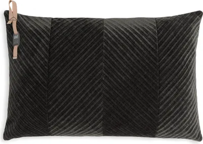 Produktbild von Knit Factory Beau Kissen - Dunkelbraun - 60x40 cm