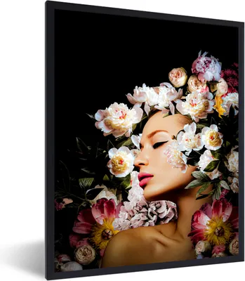 Produktbild von MuchoWow® Gerahmtes Poster Frauen - Blumen - Rosen - Porträt 60x80 cm - Poster mit Schwarzem Bilderrahmen Wandposter Rahmen Foto Bilder - Premium - Wanddeko Wohnzimmer