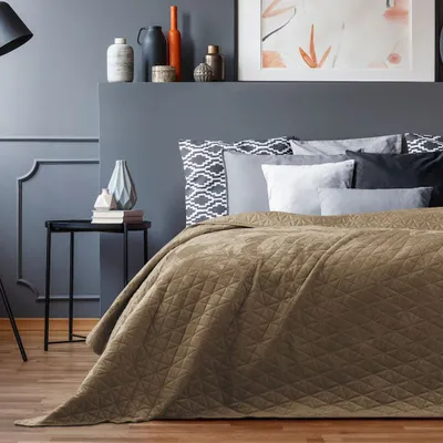 Produktbild von Bettüberwurf Laila - Luxus Tagesdecke mit Wendedesign, Farbe:Cappuccino, Größe:260 x 280 cm