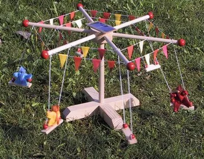 Produktbild von Sonnenkarussell (Bausatz Kettenk. mit Solarantrieb)