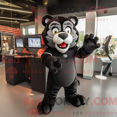 Produktbild von Maskottchenkostüm REDBROKOLY Schwarzer Tiger mit Baseball-T-Shirt und Ohrringen