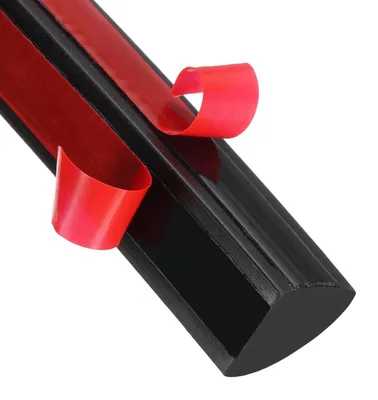 Obrázok produktu pre Samolepiace flexibilné dekoratívne lišty, 1/2" x 1/2" x 118", čierna farba