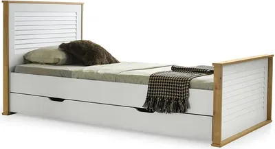 Produktbild von Stilvolles Kinderbett Designer Jugendbett  Holz Schlafbetten