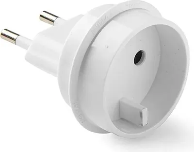 Immagine prodotto di Famatel Adattatore spina universale europea 10a 250v Trasparente Trasparente Taglia unica