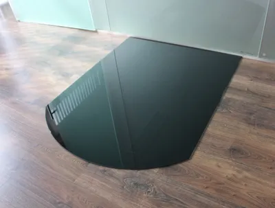 Produktbild von Segmentbogen 100x120cm Glas schwarz - Funkenschutzplatte Kaminbodenplatte