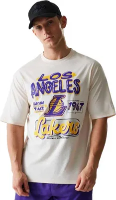 Produktbild von New Era Nba Graphic Oversized Los Angeles Lakers Kurzarm-t-shirt Beige M Mann Beige M