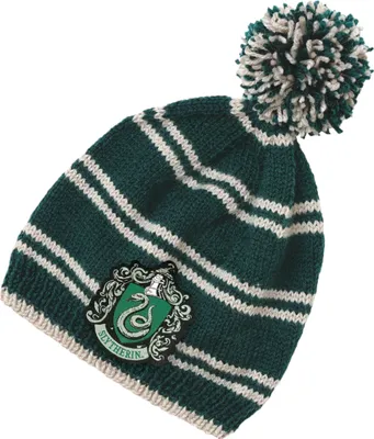 Produktbild von Harry Potter Hogwarts Bommelmütze Strickset mit Slytherin Design für Erwachsene