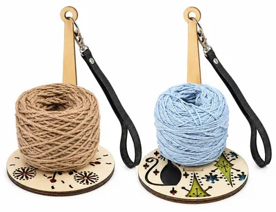 Produktbild von Tragbarer Garnhalter aus Holz mit Lederarmband, 360° Drehbarer Yarn Holder für Stricken & Häkeln, Wollhalter für Reisen und Zuhause