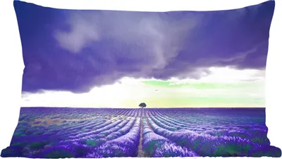 Produktbild von MuchoWow® Zierkissen Sofakissen Wohnzimmer Dekokissen 50x30 cm Lila Wolken über Lavendelfeldern - Wohnzimmerdekoration - Polster mit Photo