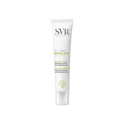 A white tube of SVR Sebiaclear Gesichtscreme Mat+Pores Mattifying Moisturiser.