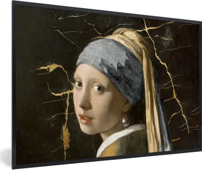 Produktbild von MuchoWow® Gerahmtes Poster Mädchen mit Perlenohrring - Vermeer - Marmor 90x60 cm - Poster mit Schwarzem Bilderrahmen Wandposter Rahmen Foto Bilder - Fotorahmen - Foto-Plakat
