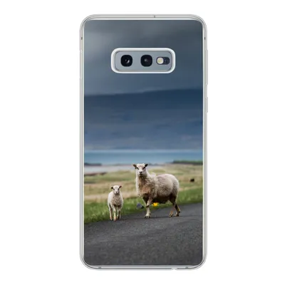 Produktbild von MuchoWow® Handyhülle Schutzhülle Hülle für Samsung Galaxy S10e Schaf - Lamm - Sturm Silikon Softcase Handy Hülle - Handy
