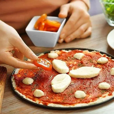 Produktbild von Famanu Pizzapfanne 36 cm - runde Pizzaplattform