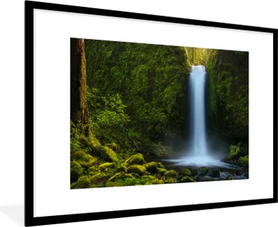 Produktbild von MuchoWow® Gerahmtes Poster Dschungel - Wasserfall - Natur 90x60 cm - Poster mit Schwarzem Bilderrahmen Wandposter Rahmen Foto Bilder - Wanddekoration - Fotos