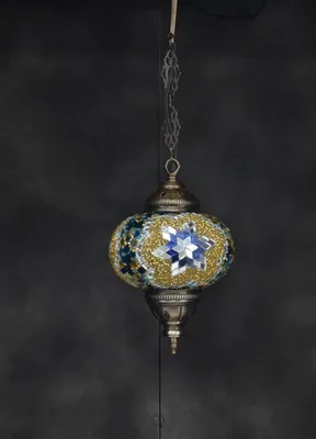 Produktbild von Hanglamp Mozaïek - Handgemachte Ostere Lampe aus blauem, goldenen und silbernen Glas, 17 cm x 53 cm