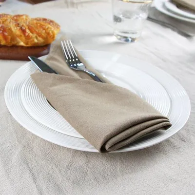 Obrázek produktu pro Sada prémiových látkových ubrousků Ibenzoa®, barva khaki – 12 kusů, rozměr 40 x 40 cm, složení: 15 % len, 25 % viskóza, 60 % polyester
